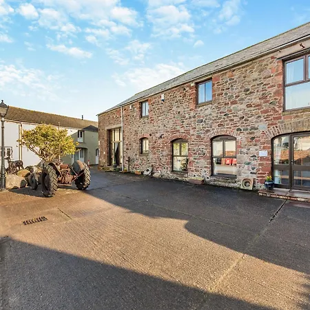 بيت للعطل Engine House - Uk48912 *