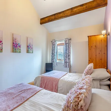 Engine House - Uk48912