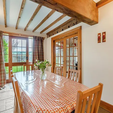 Holiday home Engine House - Uk48912 *